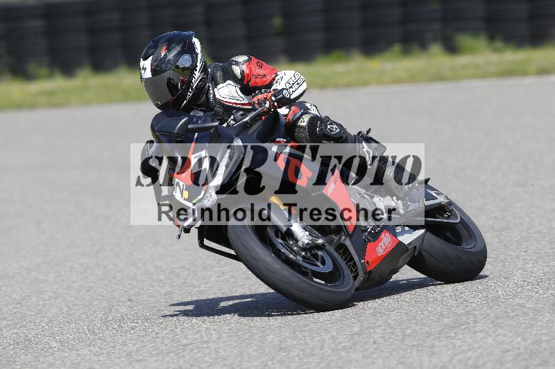 /Archiv-2025/09 22.04.2025 Cornu Master School ADR/rot-rouge/21